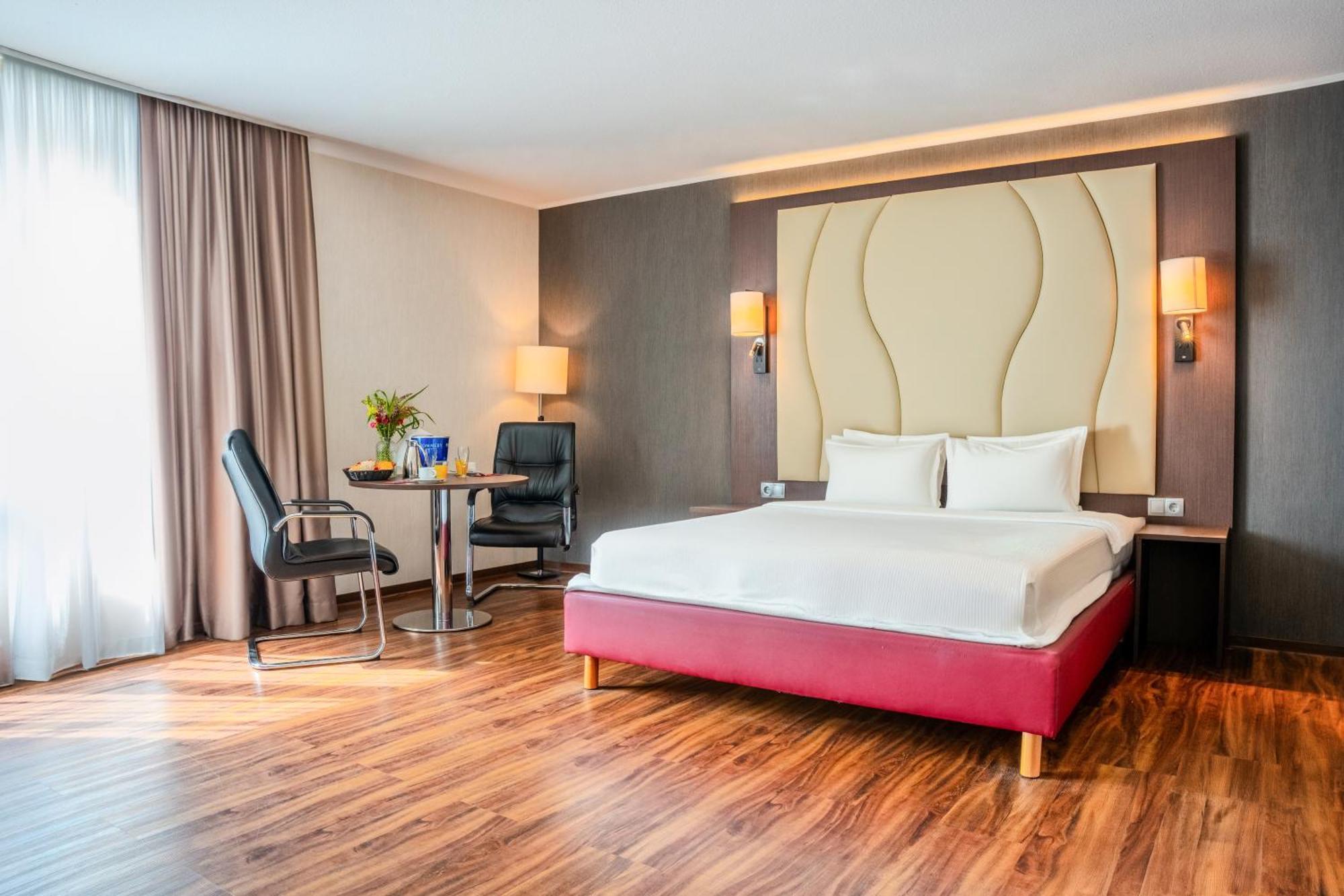 Airways Hotels Frankfurt Airport West Raunheim Dış mekan fotoğraf
